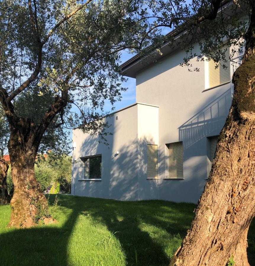 Villa Molino Moniga del Garda ภายนอก รูปภาพ