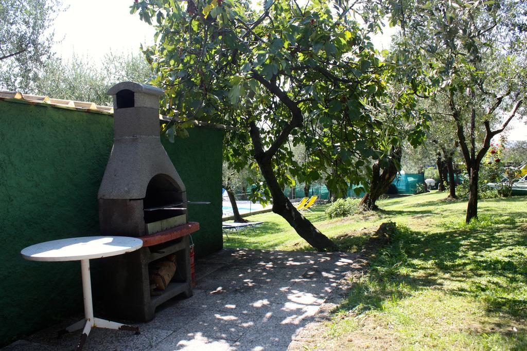 Villa Molino Moniga del Garda ภายนอก รูปภาพ