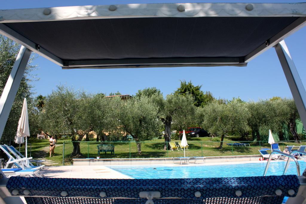 Villa Molino Moniga del Garda ภายนอก รูปภาพ