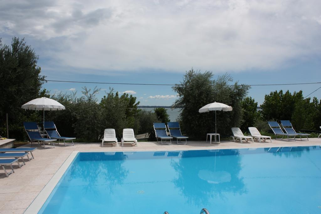 Villa Molino Moniga del Garda ภายนอก รูปภาพ
